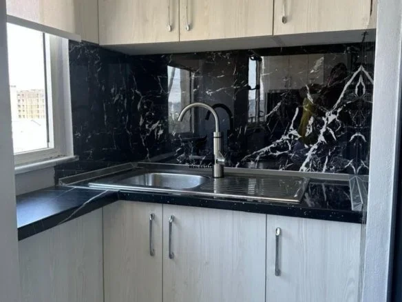 Tirane, jepet me qera apartament 2+1 Kati 7, 90 m² 600 € (XHAMLLIKU)