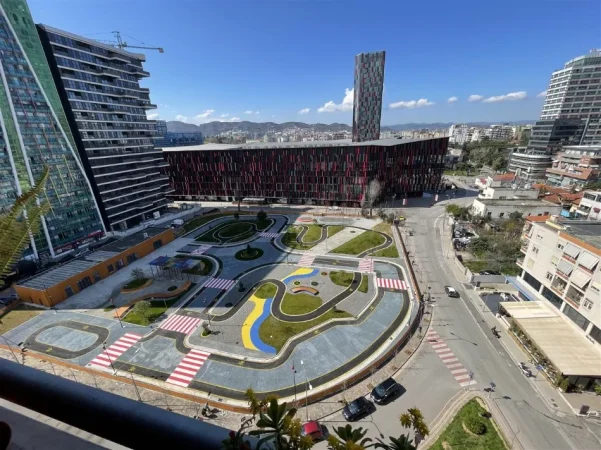 Tirane, jepet me qera zyre Kati 3, 100 m² 1.300 € (RRUGA E ELBASANIT)