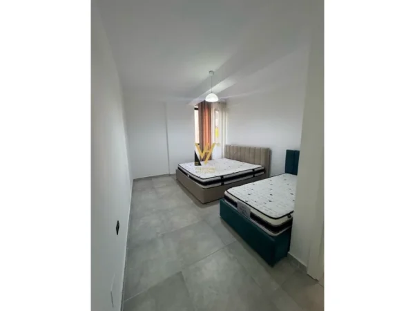 Tirane, shitet apartament 2+1+Ballkon Kati 2, 115 m² 162.000 € (SHKOZE)