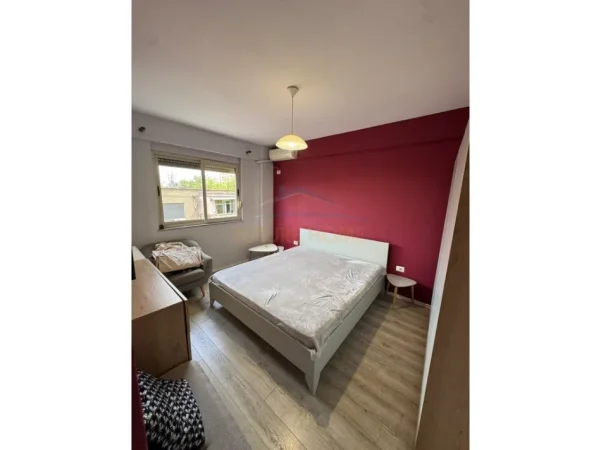 Tirane, shitet apartament 3+1 Kati 4, 105 m² 250.000 € (STACIONI TRENIT)