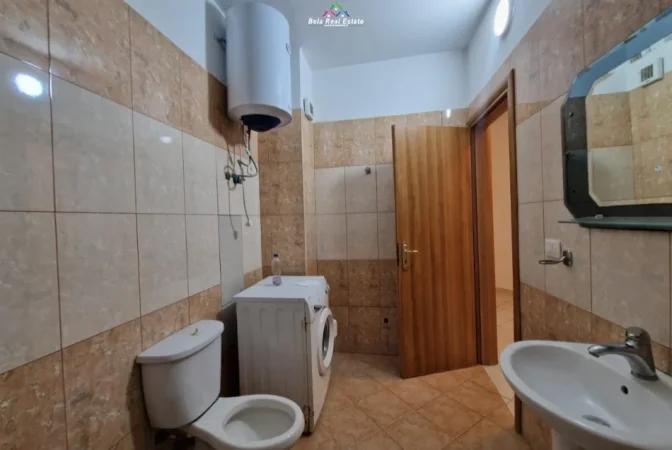 Tirane, jepet me qera apartament 2+1 Kati 9, 103 m² 470 € (Rruga Teodor Keko)