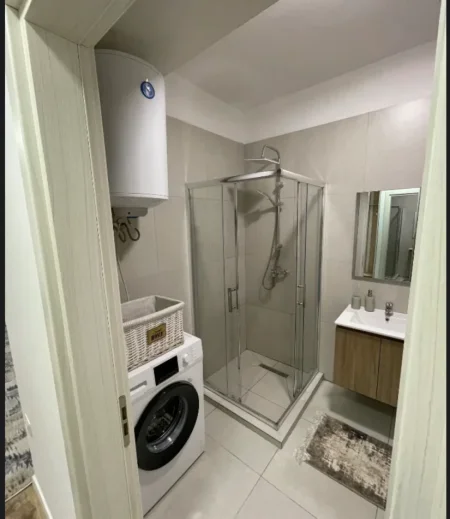 Tirane, jepet me qera apartament 1+1 Kati 6, 72 m² 600 € (LAPRAKE)