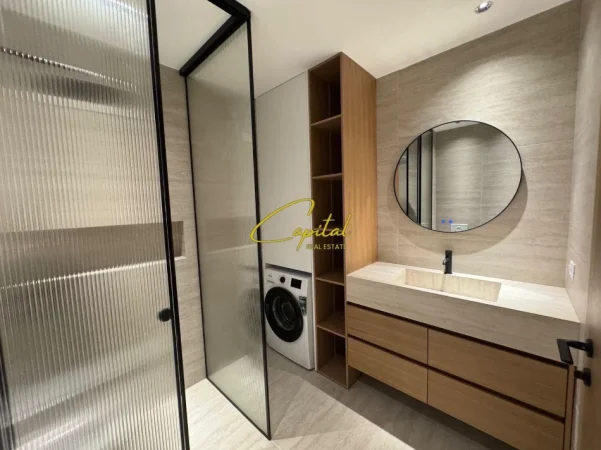 Tirane, jepet me qera apartament 1+1 Kati 4, 68 m² 950 € (KOMUNA E PARISIT)