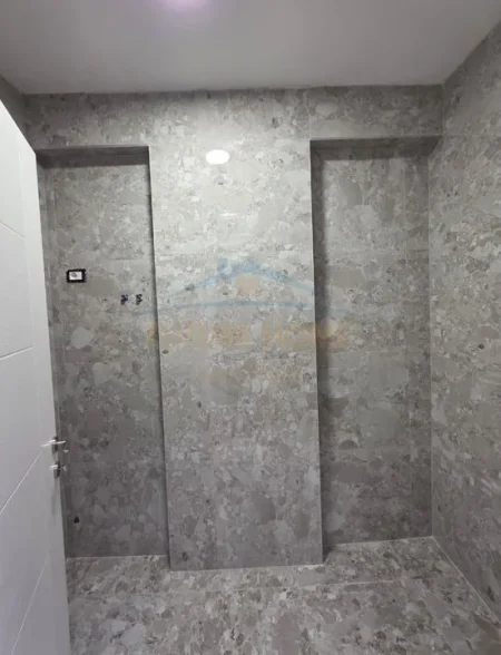 Tirane, shitet apartament 2+1 Kati 6, 110 m² 149.000 € (restorant deliu)