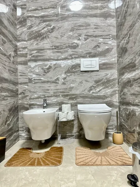 Tirane, jepet me qera 1+1+Ballkon Kati 3, (Qender, prane Tregut Çam)🏷️Çmimi: 75.000 Leke/muaj