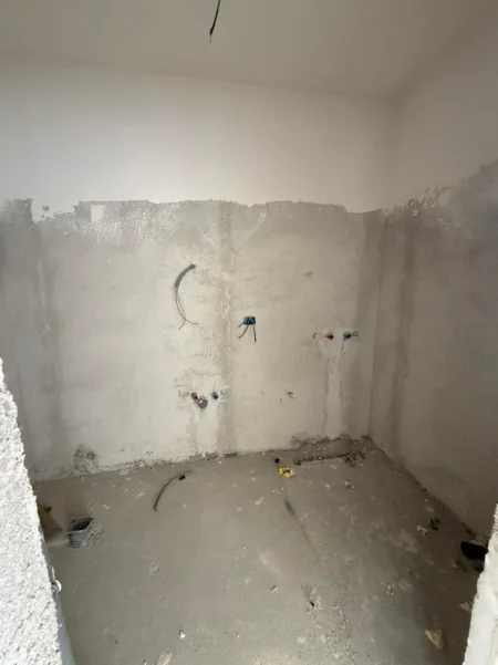 Durres, shitet apartament 1+1+Ballkon Kati 4, 63 m² 155.000 € (Porto Lalëzi)