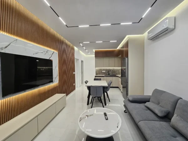 Tirane, jepet me qera apartament 1+1 Kati 3, 78 m² 800 € (ZOGU ZI)