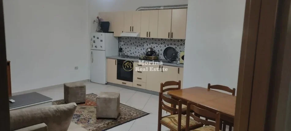 Tirane, jepet me qera apartament 2+1 Kati 3, 115 m² 450 € (Astir)