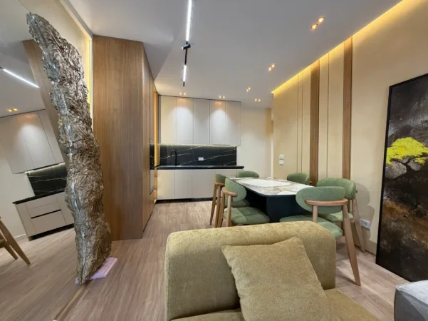 Tirane, jepet me qera apartament 2+1 , 125 m² 1.500 € (Golden Tower Residence, Mine Peza)