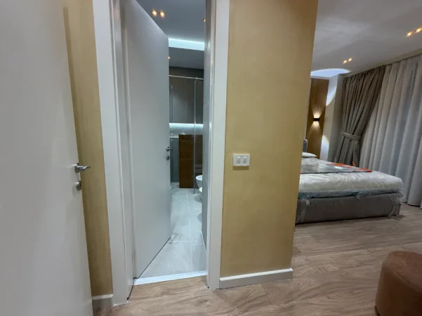 Tirane, jepet me qera apartament 2+1 , 125 m² 1.500 € (Golden Tower Residence, Mine Peza)