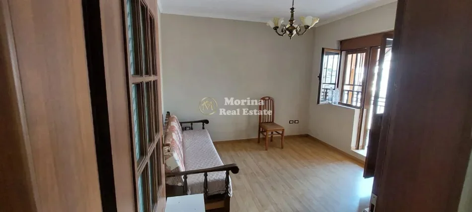 Tirane, jepet me qera apartament 1+1 Kati 6, 60 m² 370 € (Pazari I Ri)