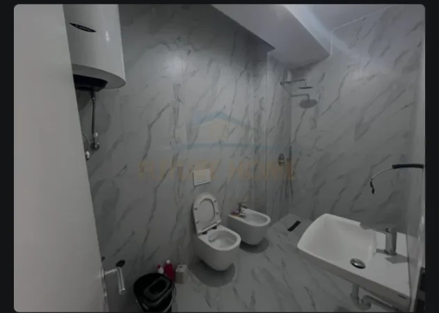 Tirane, jap me qera apartament 1+1+Ballkon Kati 5, 61 m² 450 € ((KOMPLEKSI KAIMI))