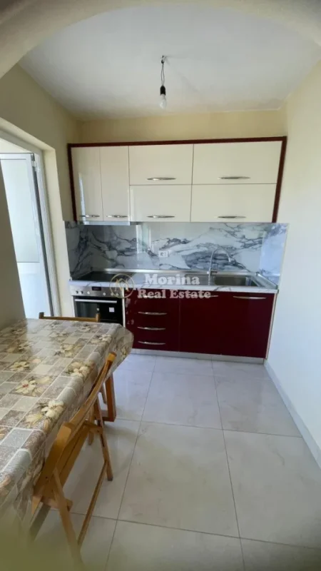 Tirane, jepet me qera apartament 1+1 Kati 6, 47 m² 500 € (Apartament 11 Medreseja 500 Euro Muaj 3)