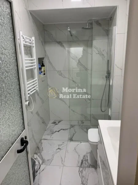 Tirane, jepet me qera apartament 1+1 Kati 3, 70 m² 500 € (Rruga Besim Zyma)