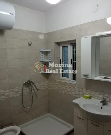 Tirane, jepet me qera ambjent biznesi Kati 1, 120 m² 800 € (Rruga Koli Bano)