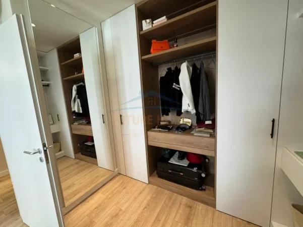 Tirane, shitet apartament 1+1+Ballkon Kati 9, 72 m² 180.000 € (Rezidenca S Block Living, Zogu i Zi)