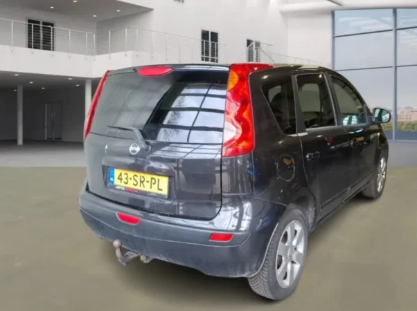 Tirane, shitet makine Nissan | Note Benzin, e zeze manuale Kondicioner 244.000 km 3.090 €