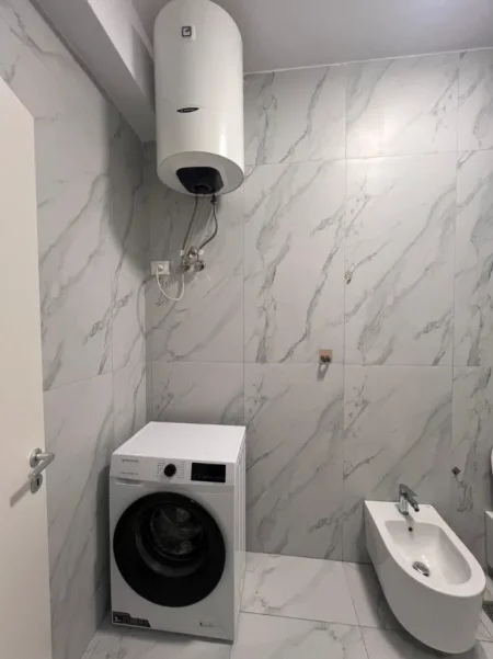 Shitet apartament 1+1 Kati 5, 61 m² 119.000 € (Rruga Pasho Hysa)