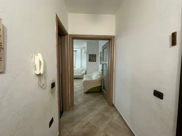 Tirane, jepet me qera apartament+verande | Penthouse 3+1+Aneks+Ballkon Kati 8, 160 m² 650 € (pallatet cabej)