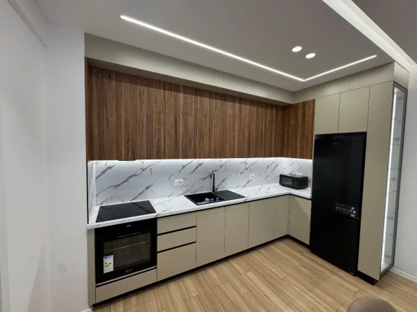 Tirane, jepet me qera apartament 2+1+Ballkon Kati 6, 110 m² 73.000 € (Rruga sokrat miho)