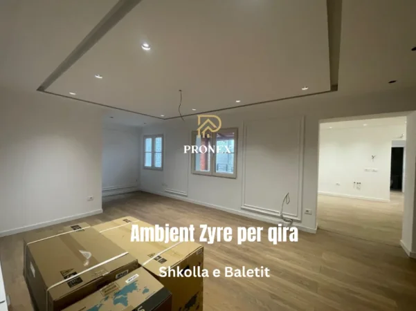 Tirane, jepet me qera zyre Kati 1, 150 m² 1.200 € (Shkolla e Baletit)