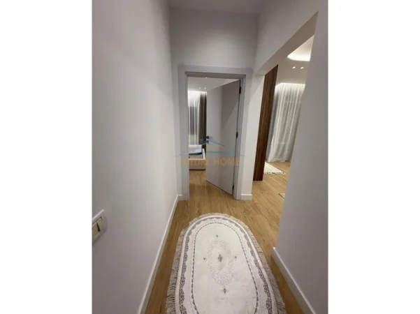 Tirane, jepet me qera apartament 1+1 Kati 5, 51 m² 111.000 € (Unaza e Re)