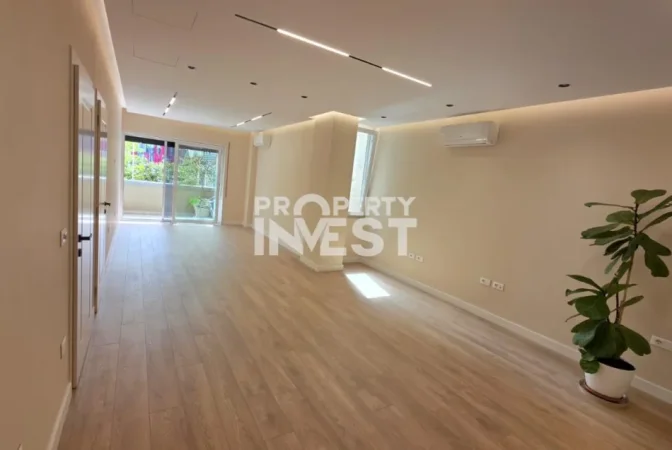 Tirane, jepet me qera zyre Kati 2, 131 m² 2.500 € (Stadiumi Air Albania)