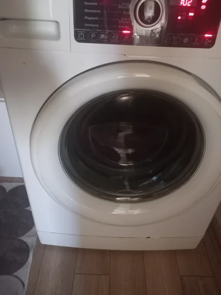 Tirane, shes Shitet lavatrice