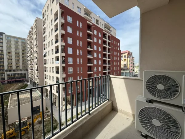 Tirane, jepet me qera ambjent biznesi Kati 4, 450 € (laprake , Rruga Dritan hoxha)