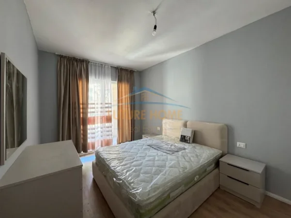 Tirane, jepet me qera apartament 2+1+Ballkon Kati 4, 70 m² 550 € (Dritan Hoxha)
