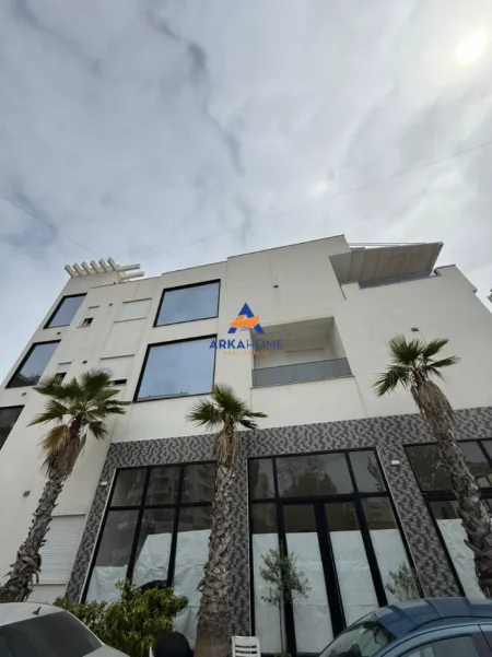 Vlore, shitet ambjent biznesi Kati 3, 380 m² 900.000 € 