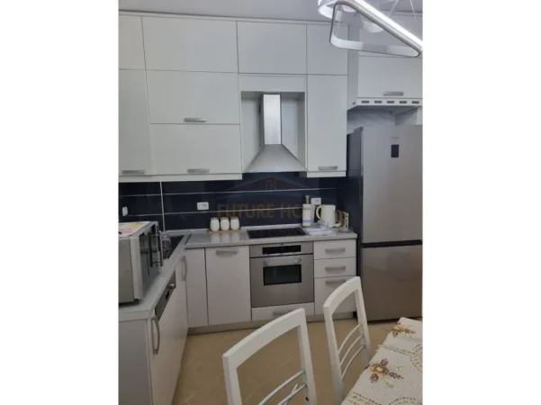 Durres, shitet apartament duplex Dublex , 150 m² 380.000 € (GJIRI I LALEZIT LURA 1)