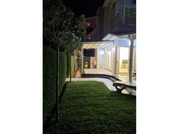 Durres, shitet apartament duplex Dublex , 150 m² 380.000 € (GJIRI I LALEZIT LURA 1)