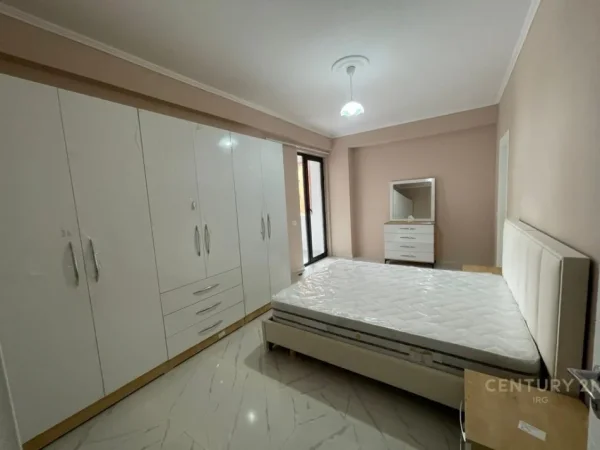 Tirane, jepet me qera apartament 2+1 Kati 4, 110 m² 550 € (Astir IRG137875)
