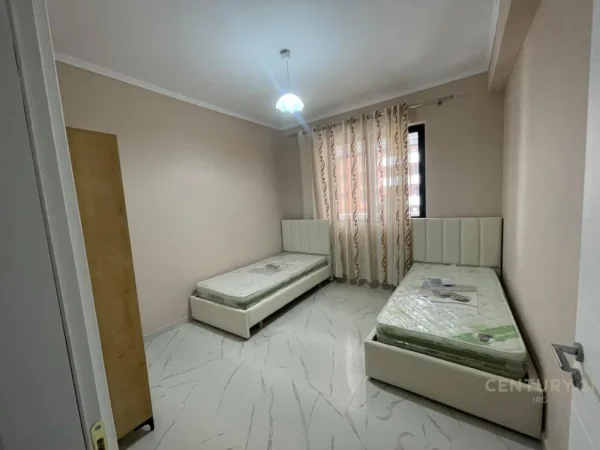 Tirane, jepet me qera apartament 2+1 Kati 4, 110 m² 550 € (Astir IRG137875)