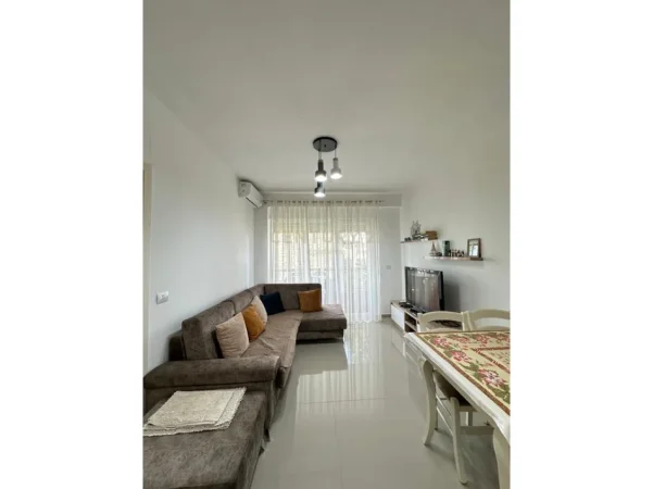 Durres, shitet apartament 2+1+Ballkon Kati 2, 77 m² 205.000 € (Gjiri I Lalzit)