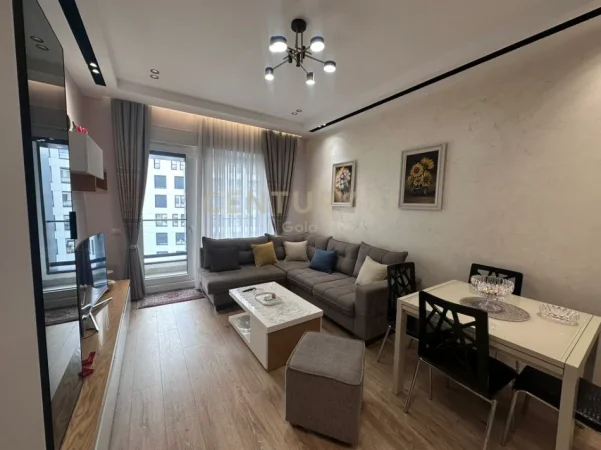 Tirane, jepet me qera apartament 1+1+Ballkon Kati 9, 65 m² 700 € (21 dhjetori)