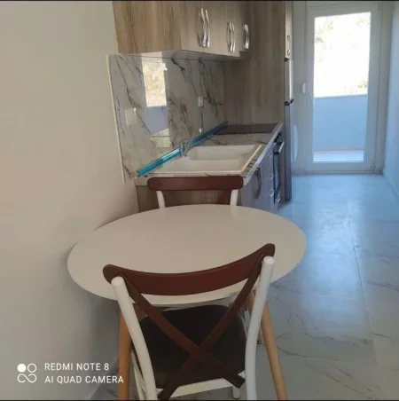 Jepet me Qera Apartament i sapo mobiluar ne Shkoze , 350 Eur