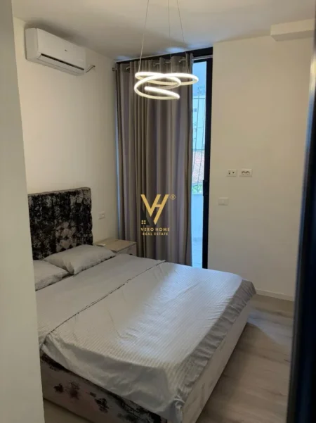 Tirane, jepet me qera apartament 1+1+Ballkon Kati 2, 75 m² 670 € (RRUGA FORTUZI)