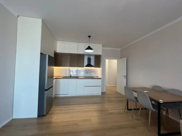 Tirane, jepet me qera apartament 2+1+Aneks+Ballkon Kati 4, 110 m² 700 € (rruga dibres)
