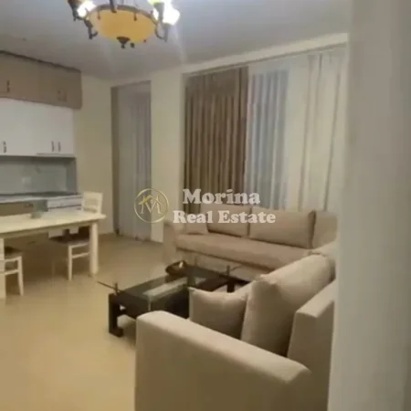 Tirane, apartament 2+1 Kati 5, 120 m² 600 € (Bulevardi I Ri)