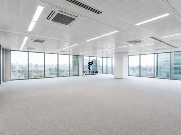 Tirane, jepet me qera zyre Kati 5, 890 m² 9.000 € (LAPRAKE)