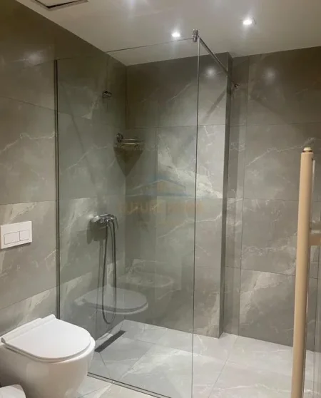 Tirane, shitet apartament 3+1+Ballkon Kati 7, 157 m² 719.999 € (rruga kosovarve)