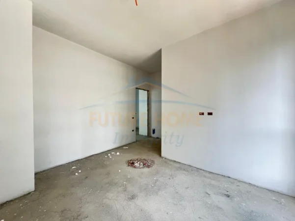 Tirane, shitet apartament 2+1+2 Kati 4, 103 m² 158.000 € (Rezidenca Splendor)