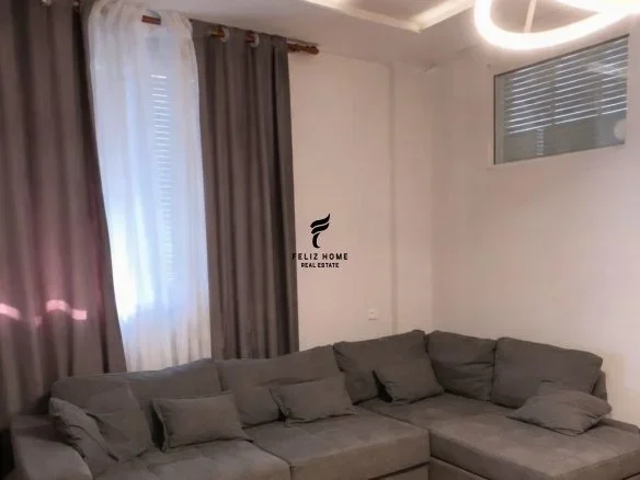 Tirane, jepet me qera apartament 1+1 Kati 1, 70 m² 550 € (LIQENI I THATE)