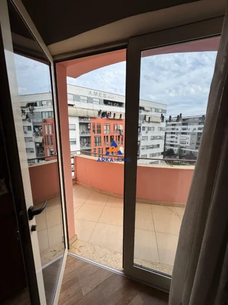 Tirane, shitet apartament 3+1+Ballkon Kati 6, 161 m² 242.000 € 