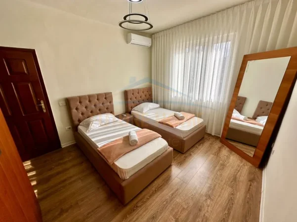 APARTAMENT 2+1 PER SHITJE , RRUGA E DURRESIT