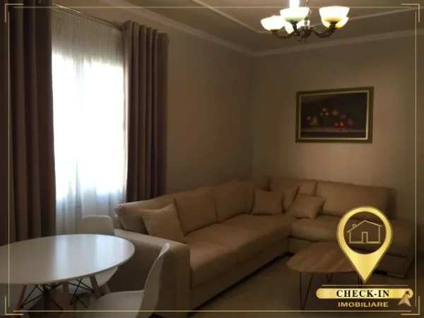 Tirane, jepet me qera apartament 1+1+Aneks+Ballkon Kati 4, 67 m² 450 € (Rruga Shefqet Kuka)