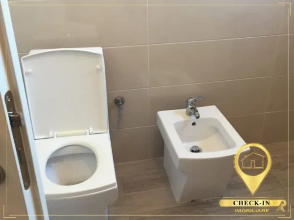 Tirane, jepet me qera apartament 1+1+Aneks+Ballkon Kati 4, 67 m² 450 € (Rruga Shefqet Kuka)
