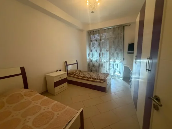 Tirane, shitet apartament 2+1+Ballkon Kati 3, 119 m² 250.000 € (Rruga e Dibres/Kompleksi Halili)